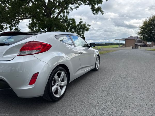 Hyundai Veloster 2012 1.6 Low Mileage 365768962
