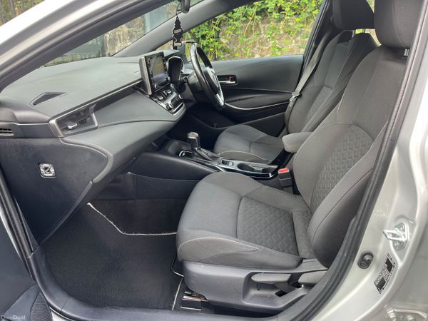 Toyota Corolla 1.8 Hybrid Luna Hatchback 365809948