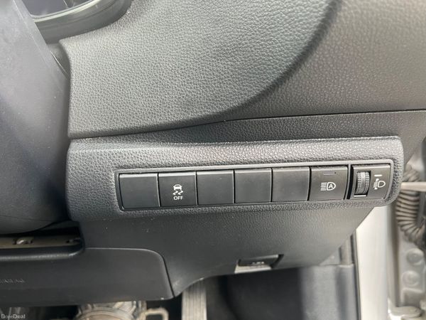 Toyota Corolla 1.8 Hybrid Luna Hatchback 365809934