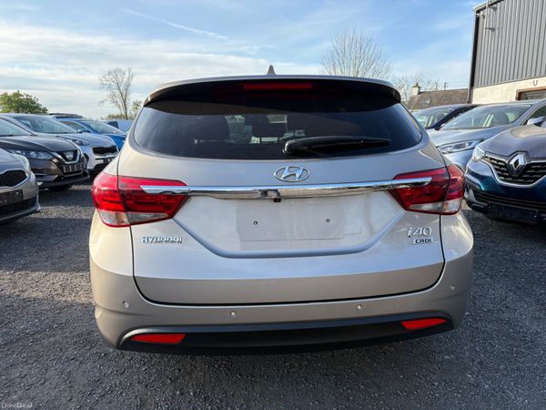 Hyundai i40 365814297