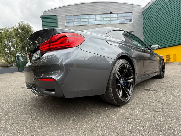 Bmw M4 Coupe 3.0 DCT Shadow Edition 366277628