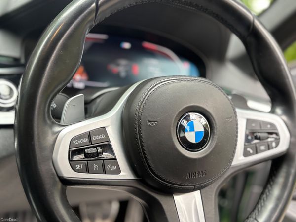 2021 BMW 520d M Sport (MHT) RARE COLOUR 366357378