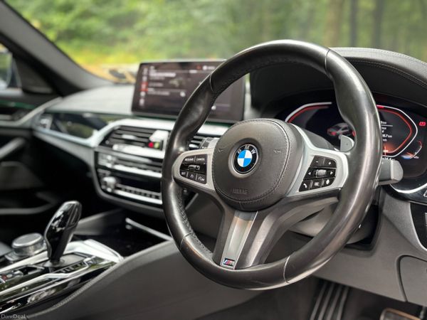 2021 BMW 520d M Sport (MHT) RARE COLOUR 366357379