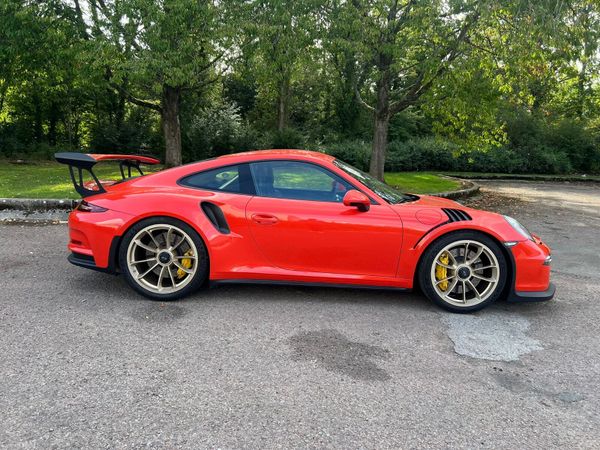 Porsche 911 GT3-RS 366367968