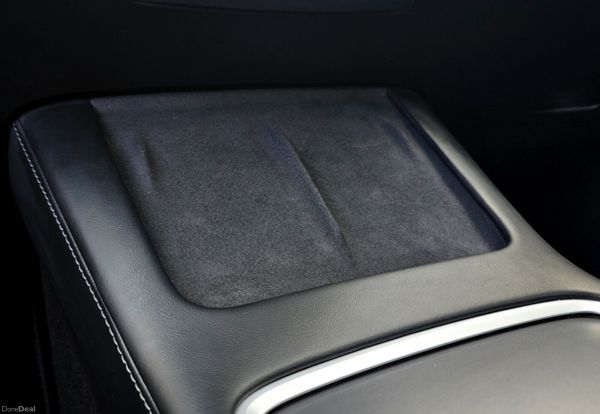 // Deposit Taken // 366597318