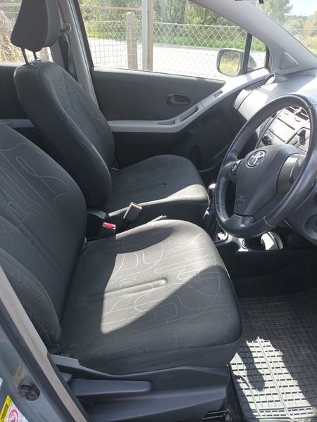 Toyota Yaris 2009 366671145