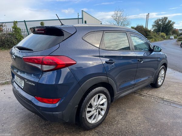Hyundai Tucson 2017 executive 366627310