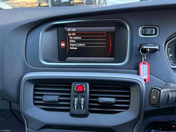 Volvo V40  2014 automatic 366782984