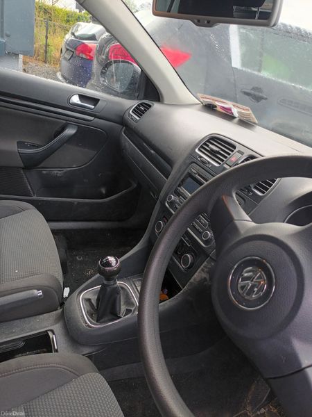 Volkswagen Golf 2013 366843264