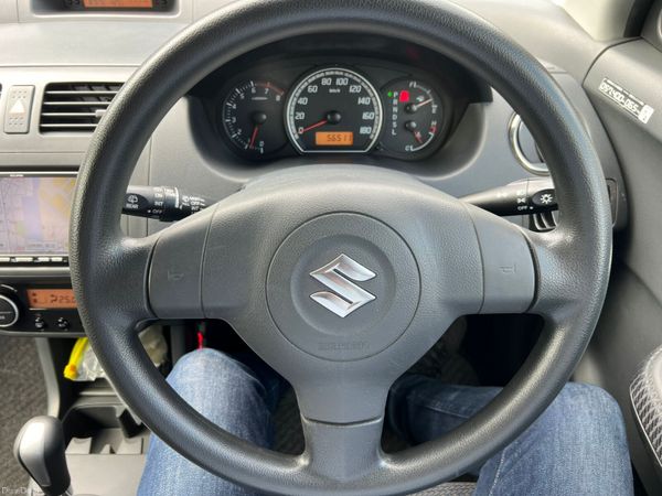 2010 Suzuki Swift With Reverse  Camera 366848212