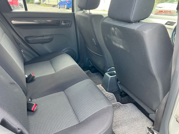 2010 Suzuki Swift With Reverse  Camera 366848214