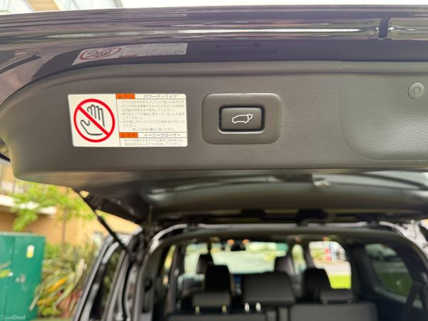 2023 Toyota Alphard 366898756