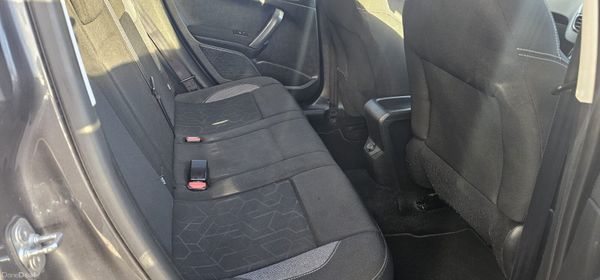 2018 Peugeot 2008 (LOW MILAGE) 366810188