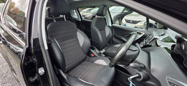 Peugeot 2008 Automatic 366960818