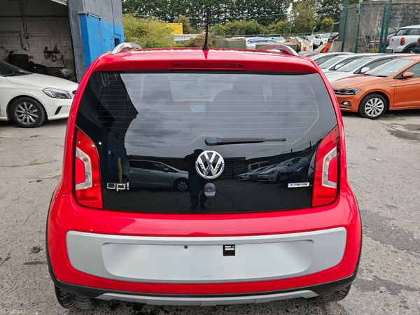 2015 Volkswagen Cross Up /Automatic 1.0 367328284