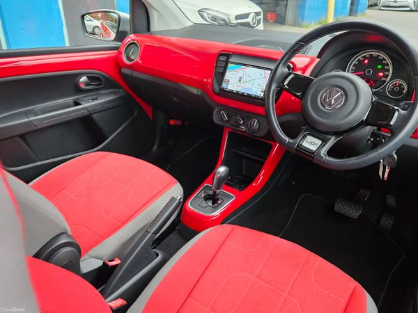 2015 Volkswagen Cross Up /Automatic 1.0 367328298