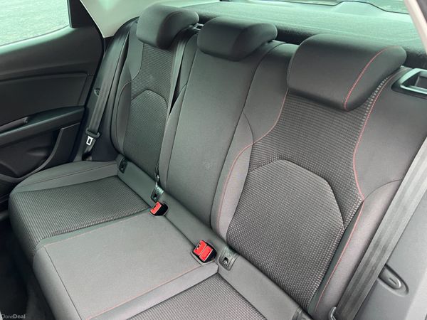 2018 Seat Leon FR Technololgy 2.0 TDI 367336504