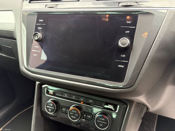 Volkswagen Tiguan DSG Auto 367523408