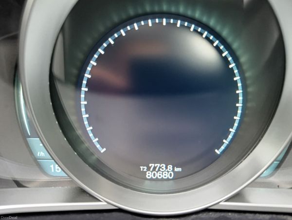 Volvo V40  2014 automatic 367765443