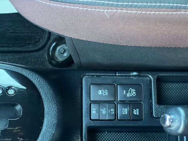 Toyota Vitz 2019 367885078