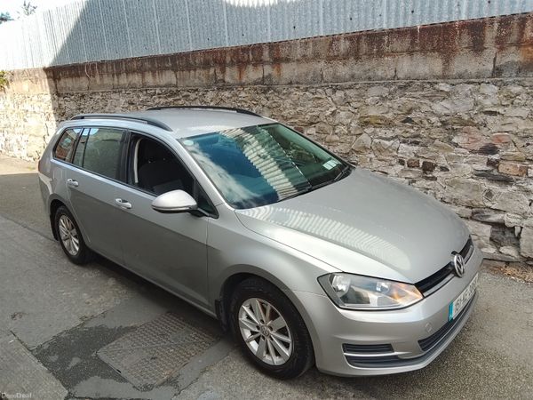 Volkswagen Golf 2015 367808150