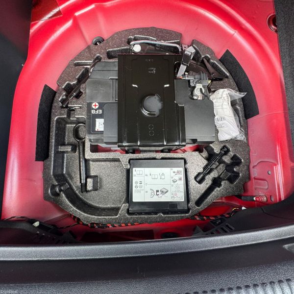 Audi A1 2015 Sline Low Milege 367983564