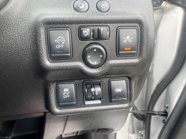 Nissan note 2016 368068278