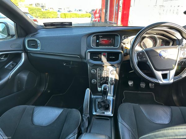 Volvo V40 1.6 Diesel NCT TAX ALLOY WHEELS 368092148