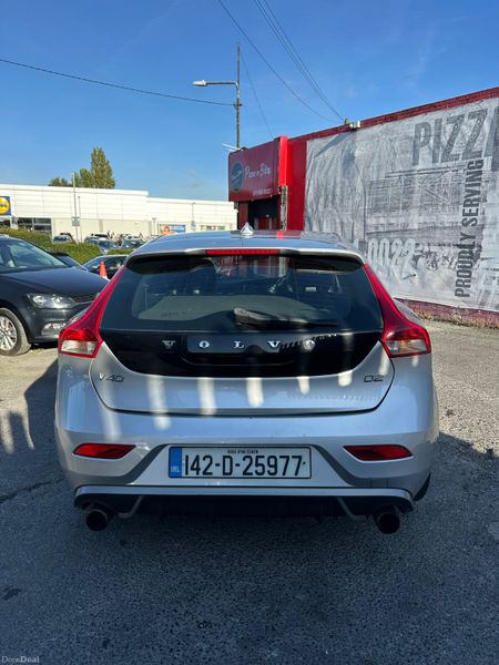 Volvo V40 1.6 Diesel NCT TAX ALLOY WHEELS 368092102