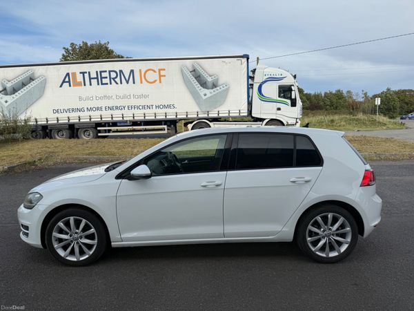 Volkswagen Golf 2015 1.2 PETROL AUTOMATIC 368102261