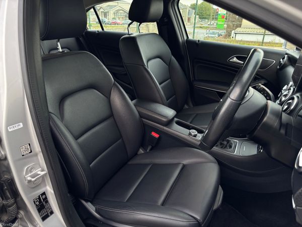 Mercedes-Benz A180D SPORT Low Mileage 368127125