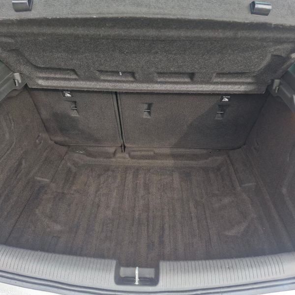 Opel/Vauxhall Astra 2020 368215814