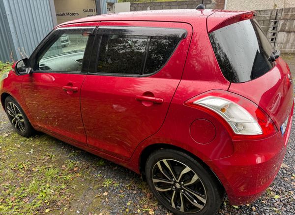 2015(152) SUZUKI SWIFT (ECO HYBRID) 368472576