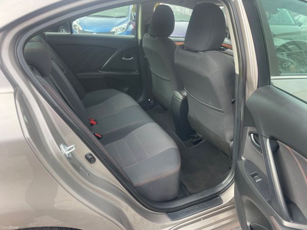 Toyota Avensis 2016 top spec  €8950 368474095