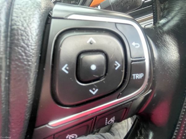 Toyota Avensis 2016 top spec  €8950 368474104