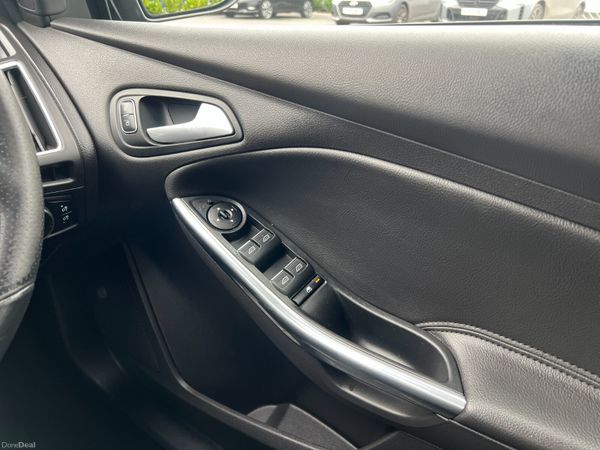 2015 (152) Ford Focus ST-3 2.0 TDCI -Heated Leathe 368552178