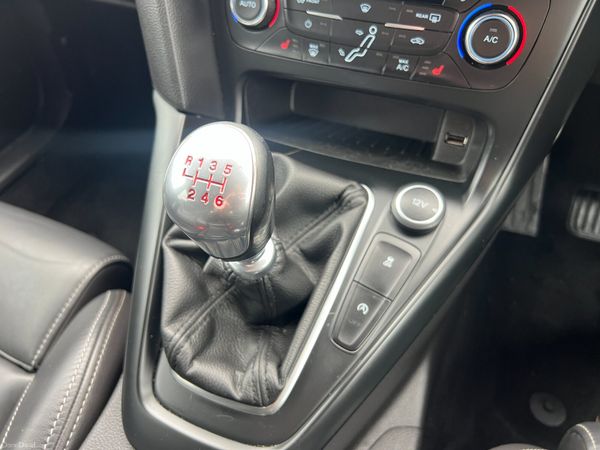 2015 (152) Ford Focus ST-3 2.0 TDCI -Heated Leathe 368552180