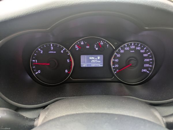 Kia Carens 7 Seater 2015  NCT 08/26 368503728