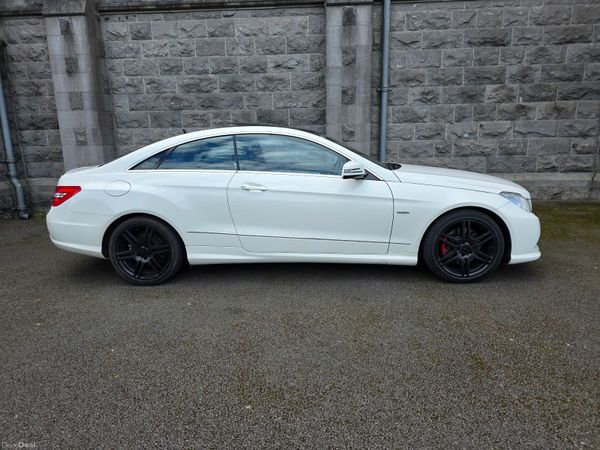 Mercedes-Benz E-Class Coupe 2011 Sport 369184026