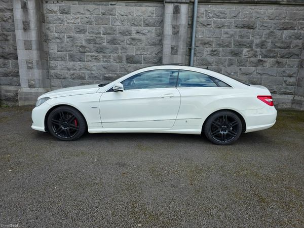 Mercedes-Benz E-Class Coupe 2011 Sport 369184030