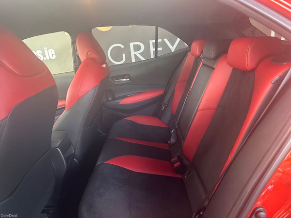 Toyota Corolla sports 369134303