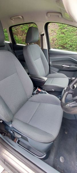 Ford C-Max 2013 369257364