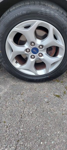 Ford C-Max 2013 369257381