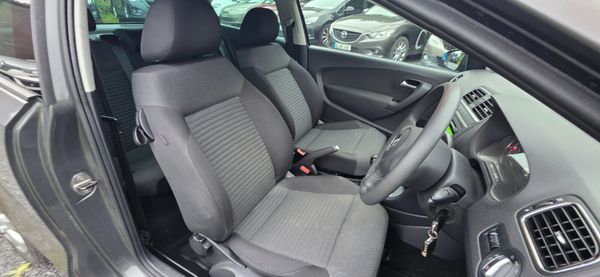 Volkswagen Polo 2014 369283951