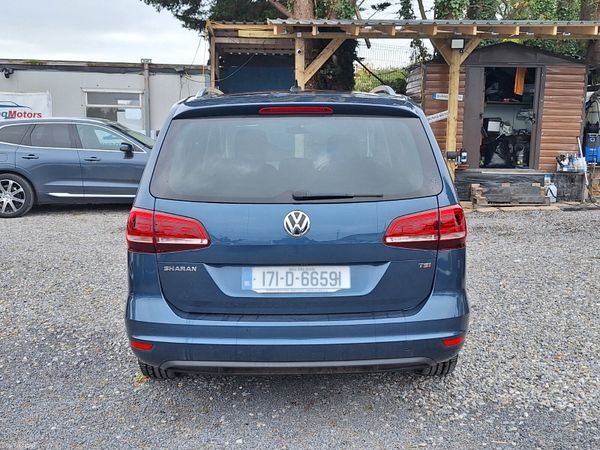Volkswagen Sharan |Auto| Rear seat entertainment 369375520