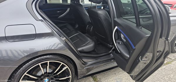 BMW 3-Series 2017 (M SPORT) 369479089