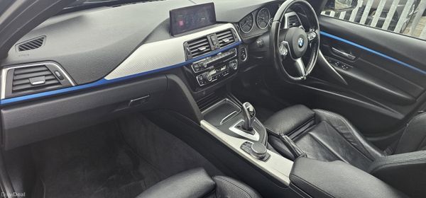 BMW 3-Series 2017 (M SPORT) 369479094