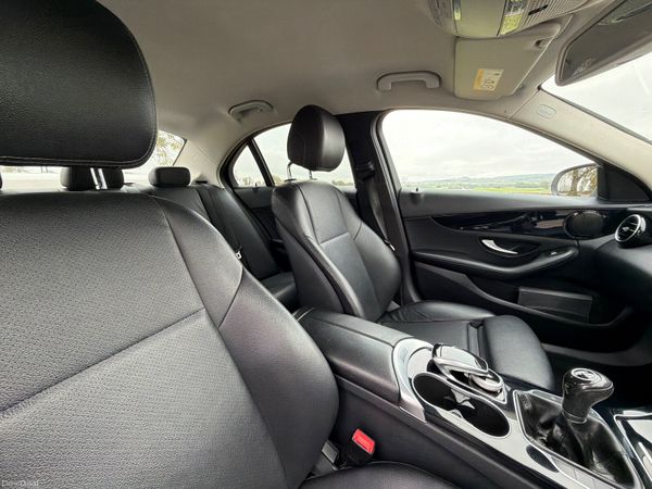 Mercedes-Benz C-Class 2017 369555205