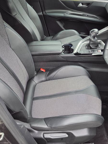 2021 PEUGEOT 3008 1.5HDI ALLURE 369572893