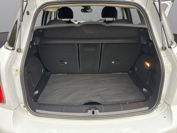 2013 MINI COOPER CROSSOVER (S68) 369673298